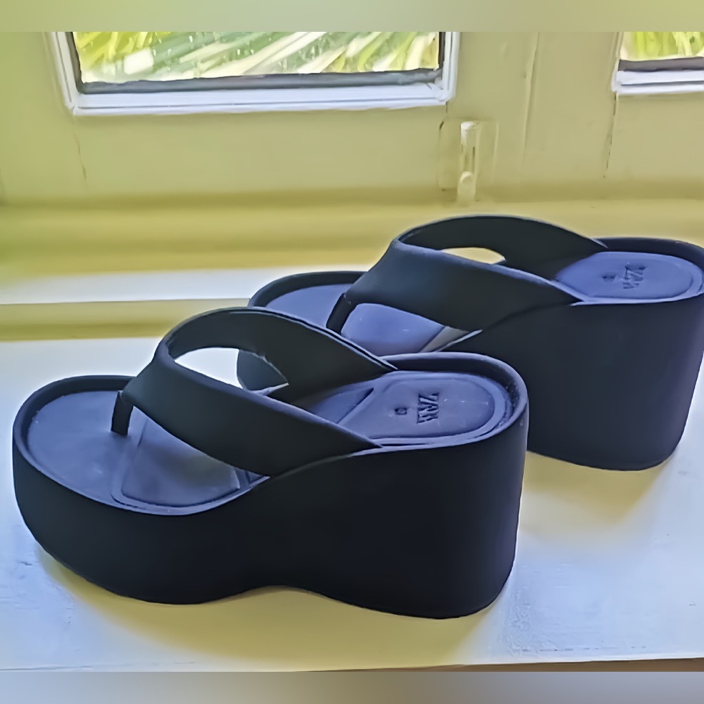ZARA CLUELESS VALLEY GIRL Extra Tall Platform Bro Sandals